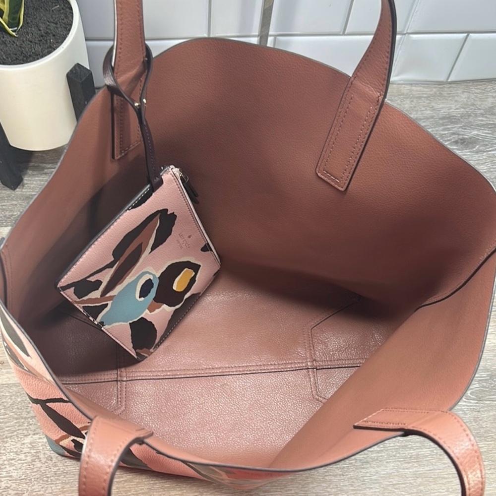 Kate Spade New York Arch Paper Rose Reversible Tote Bag in VGUC!! - Picture 4 of 10